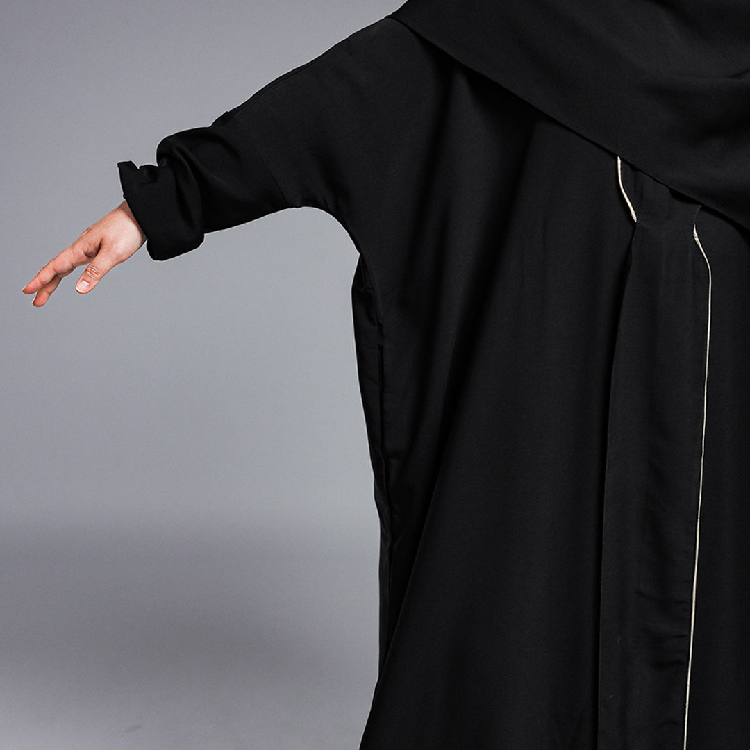 Elara Abaya Batwing