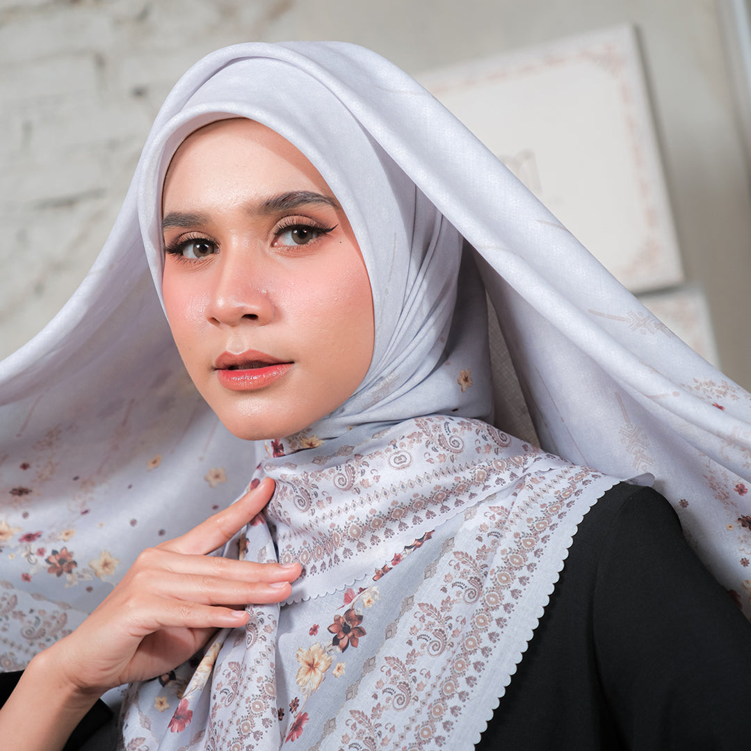 Askara Embossed Printed Scarf