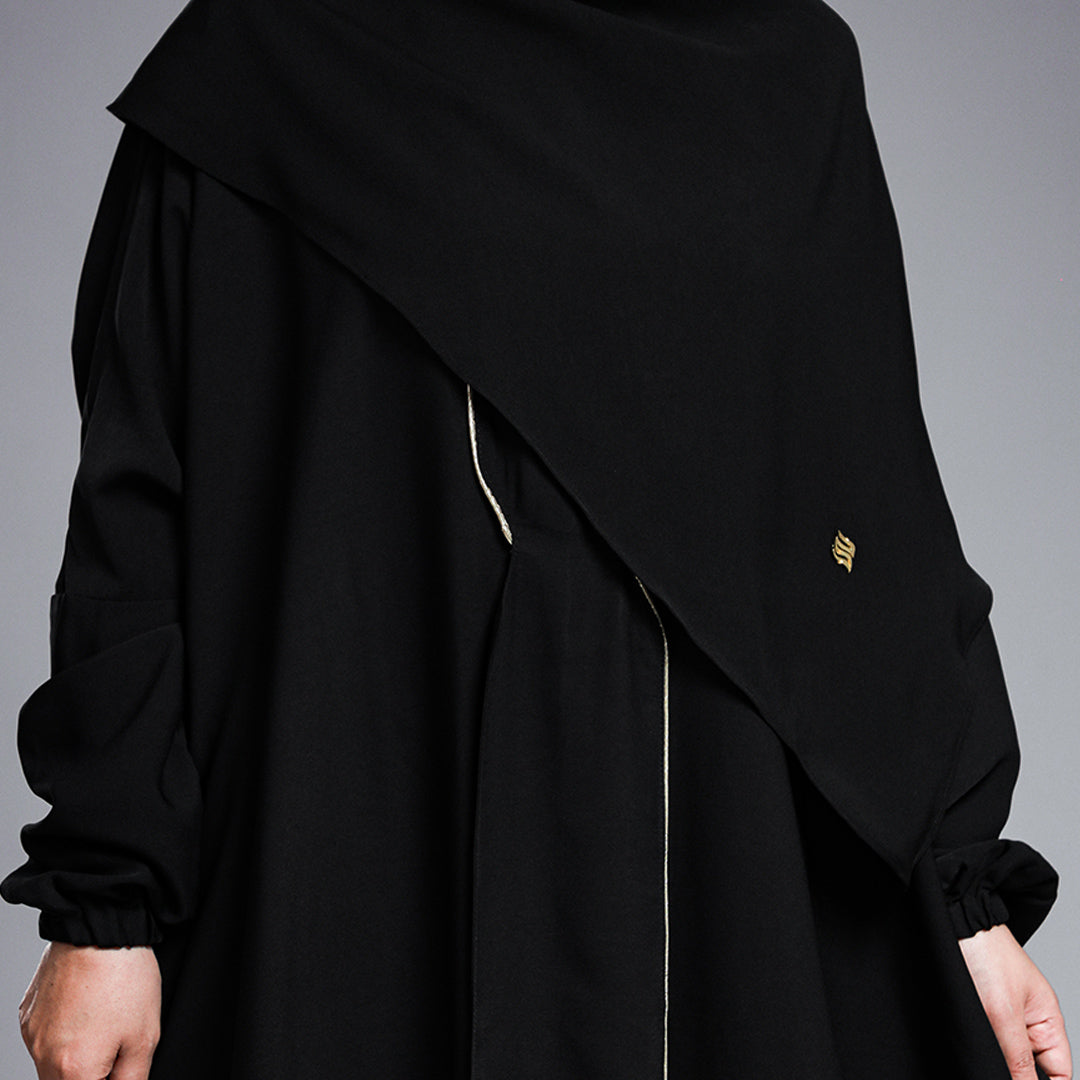 Elara Abaya Batwing