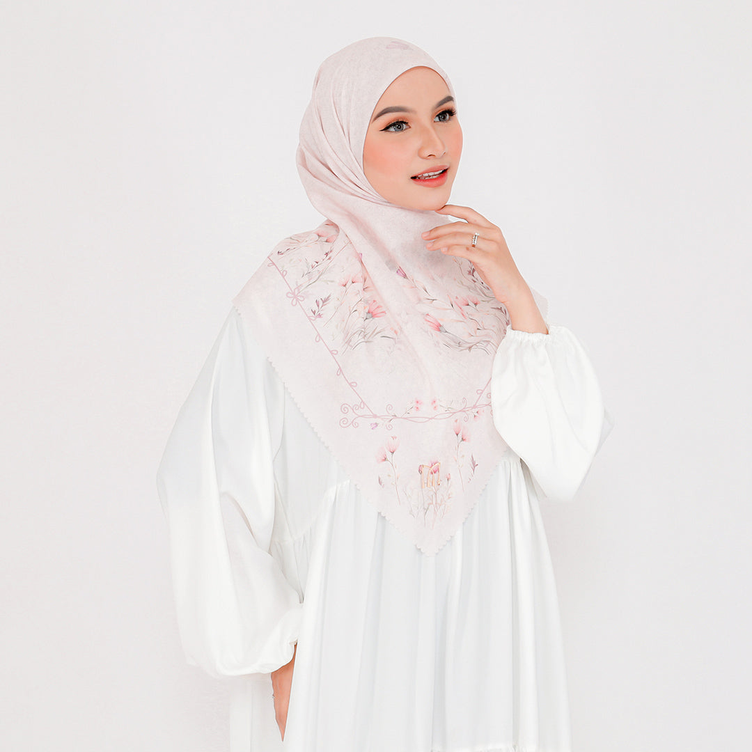 Arsy Embossed Printed Scarf