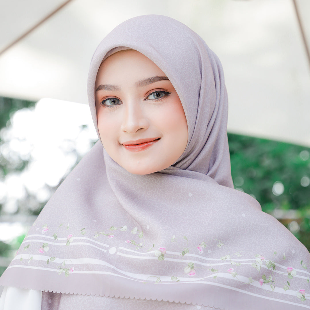 Rasya Embossed Printed Scarf