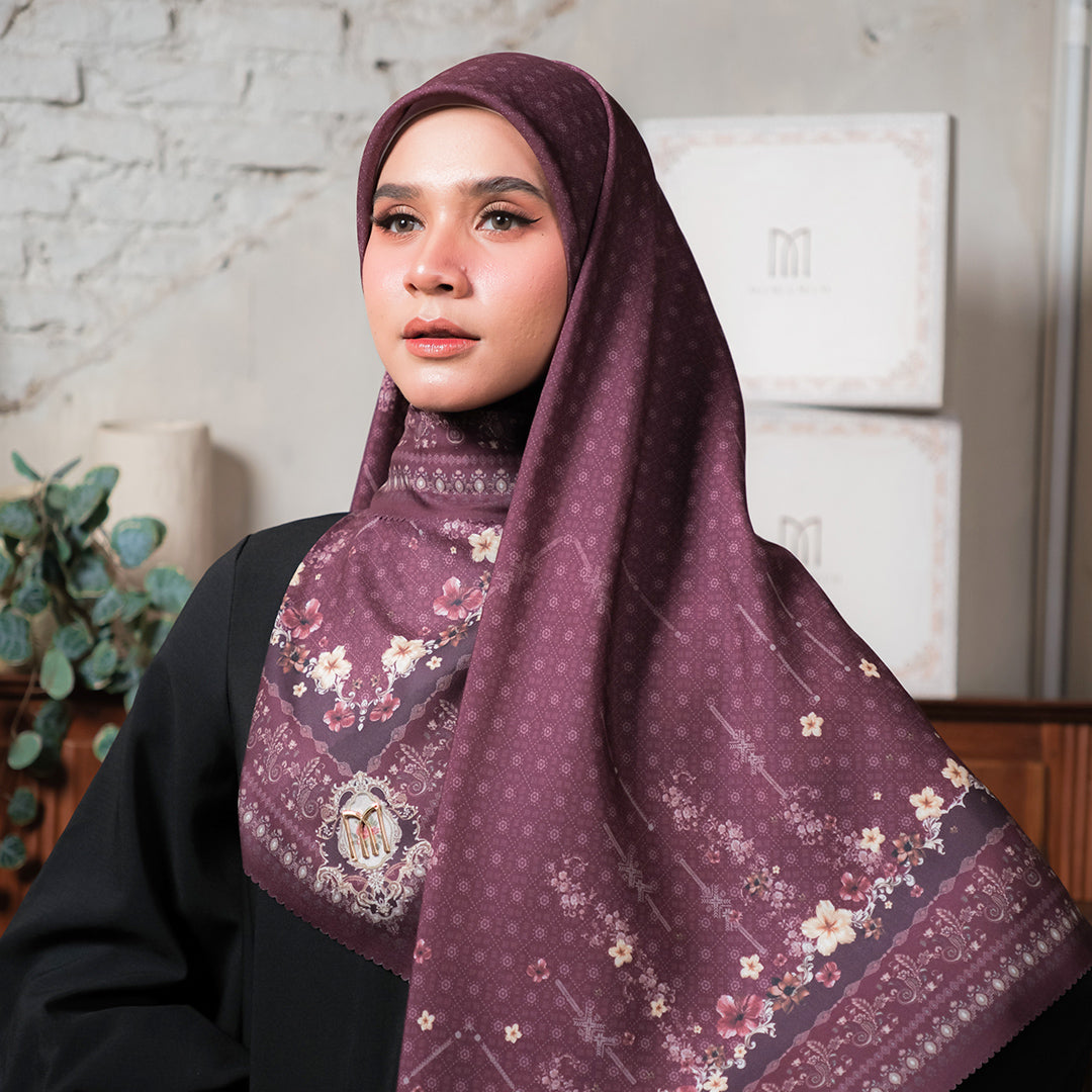 Askara Embossed Printed Scarf