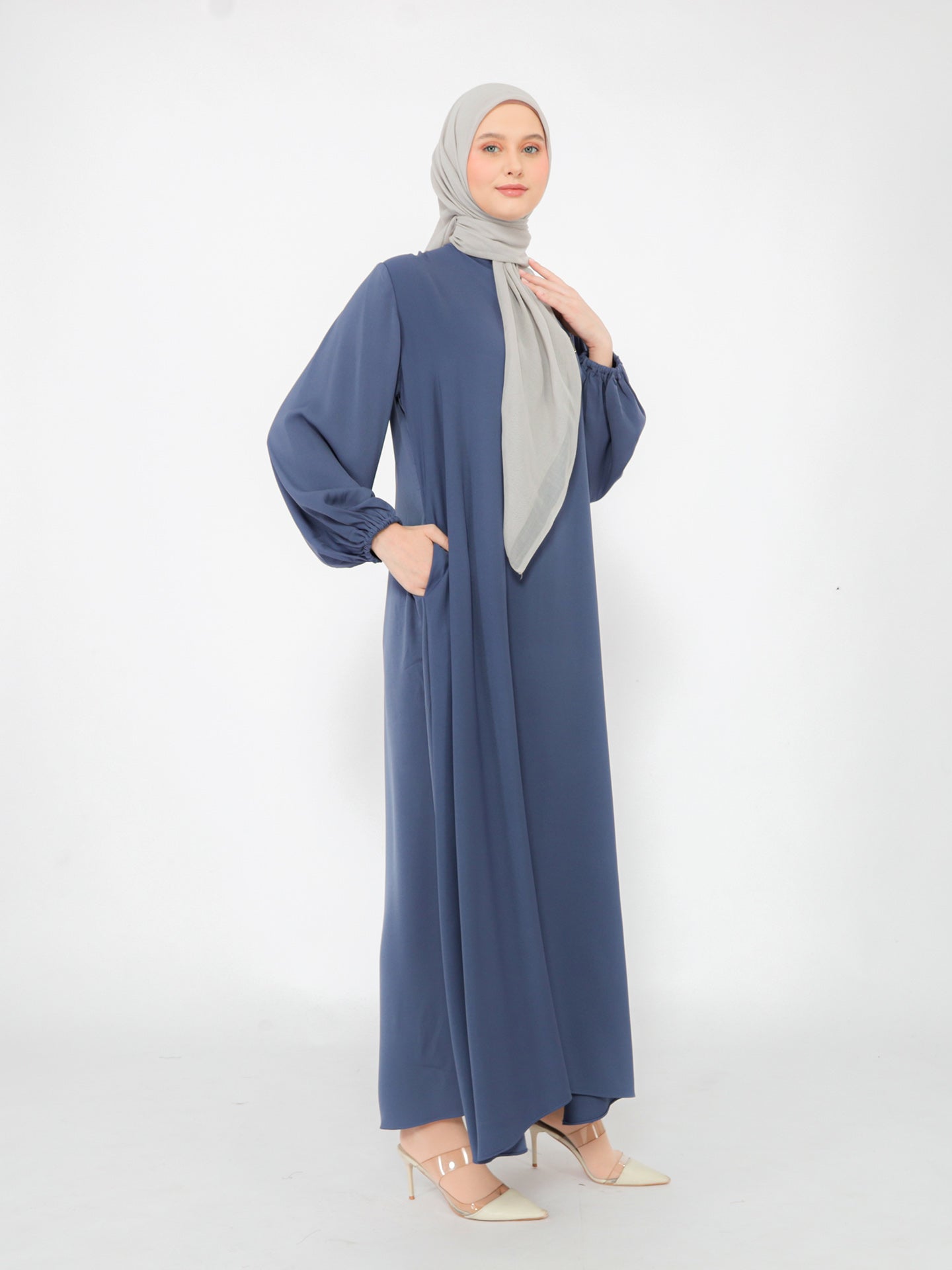 Zahrina Abaya