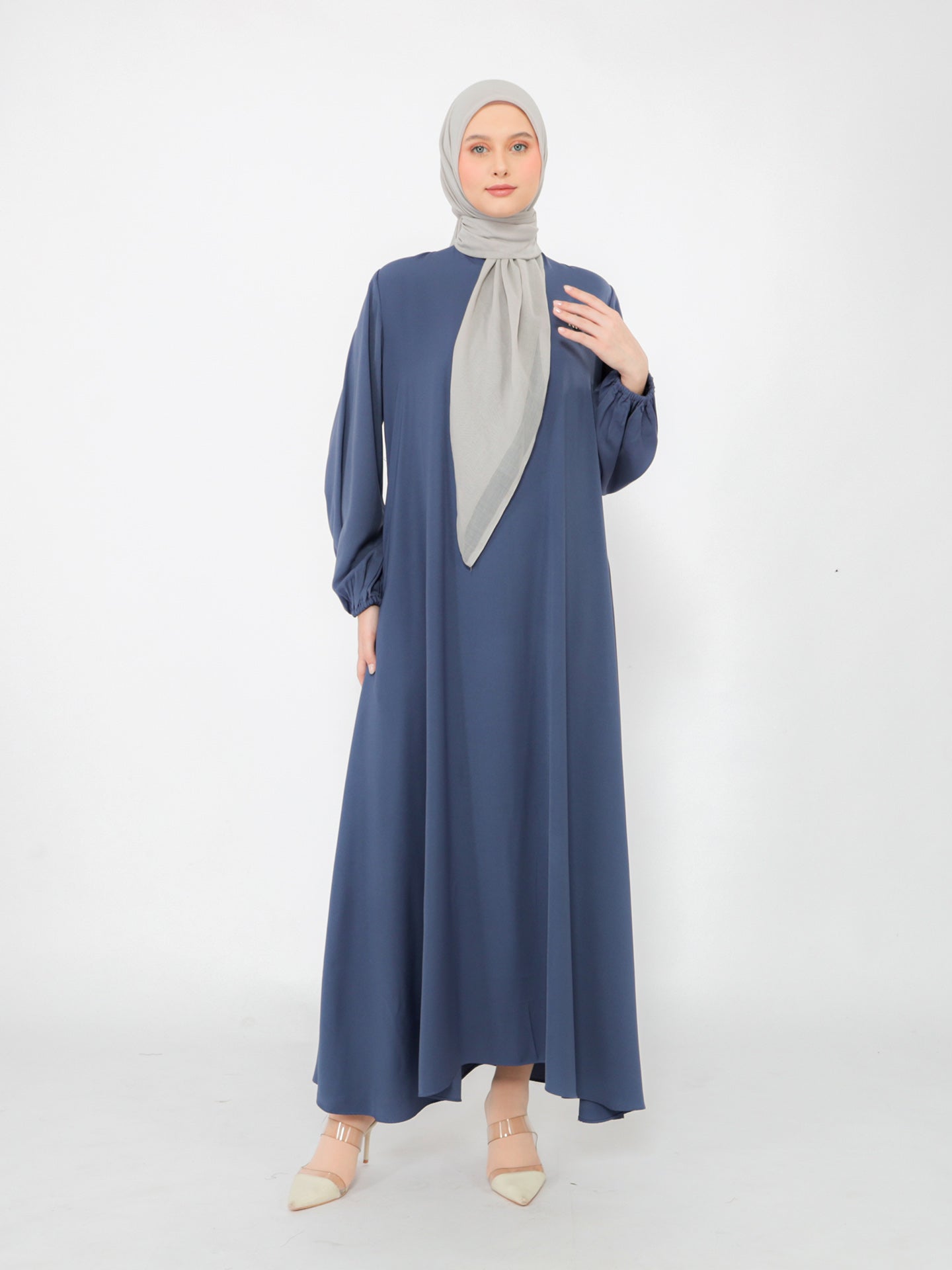 Zahrina Abaya