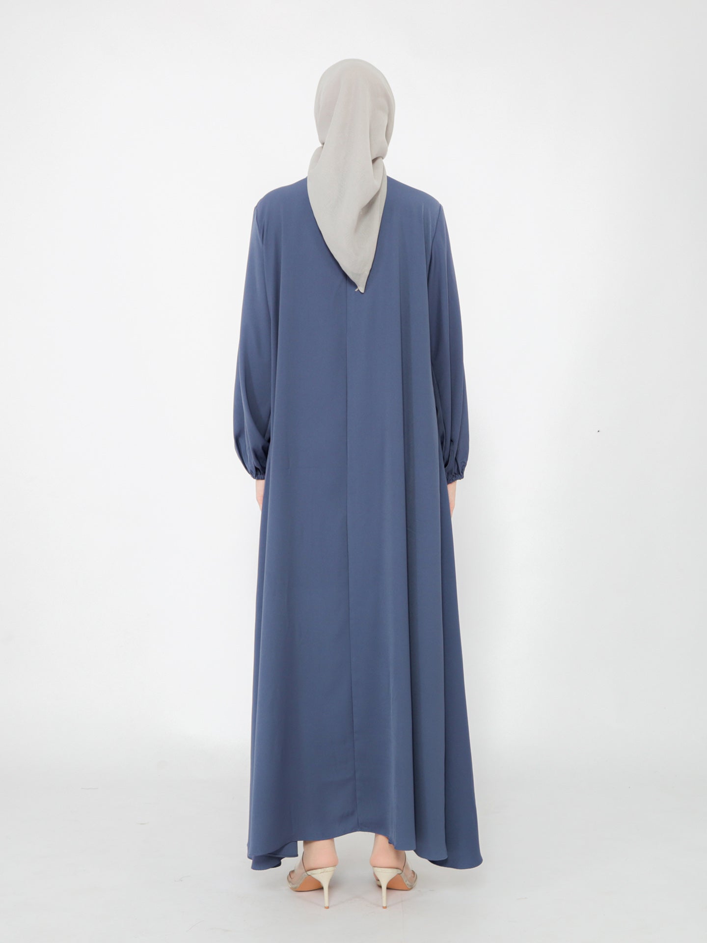 Zahrina Abaya