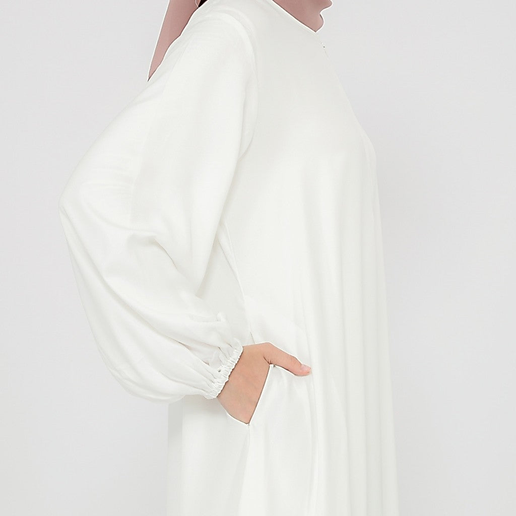 Zahrina Abaya