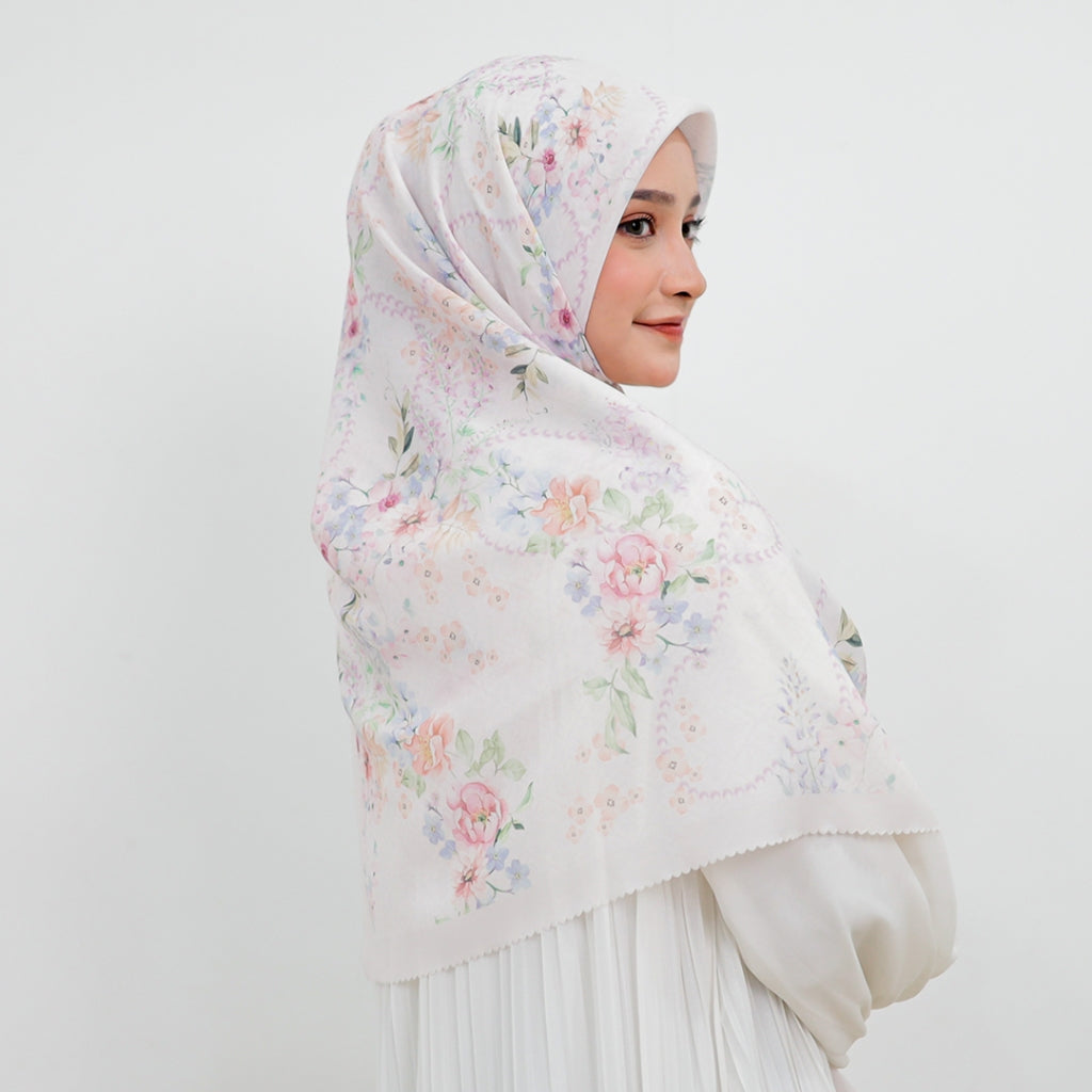 Mutiara Printed Scarf
