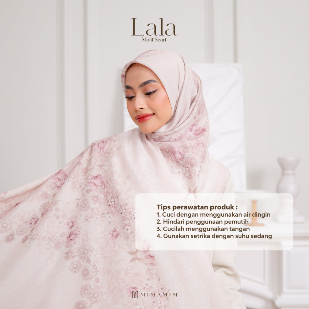Lala Embossed Printed Scarf