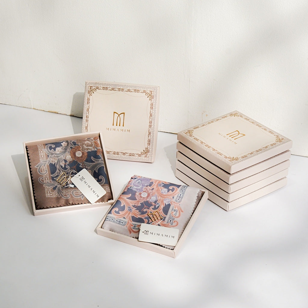Hampers/Gift Hijab Motif Embossed | Hijab Plat M Gold Kemasan Box Eksklusif