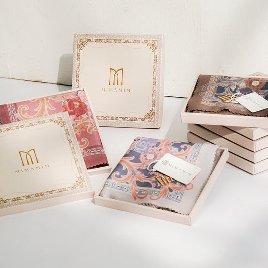 Hampers/Gift Hijab Motif Embossed | Hijab Plat M Gold Kemasan Box Eksklusif